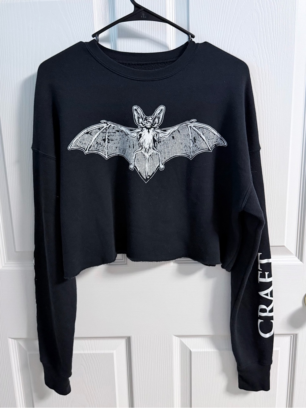 Blackcraft Cult Black Bat Graphic Cropped Sweater Small